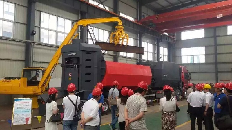 固定�?随�R式抓钢抓料机